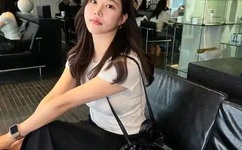 班里的男生轮流要我